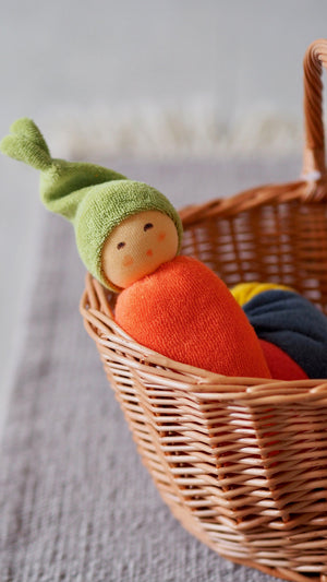 Nanchen Natur Carrot Rattle