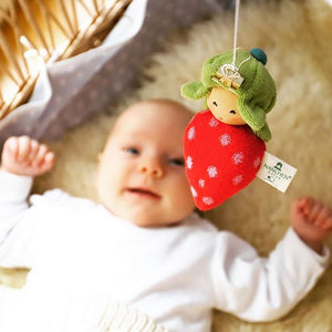 Nanchen Natur Strawberry Rattle